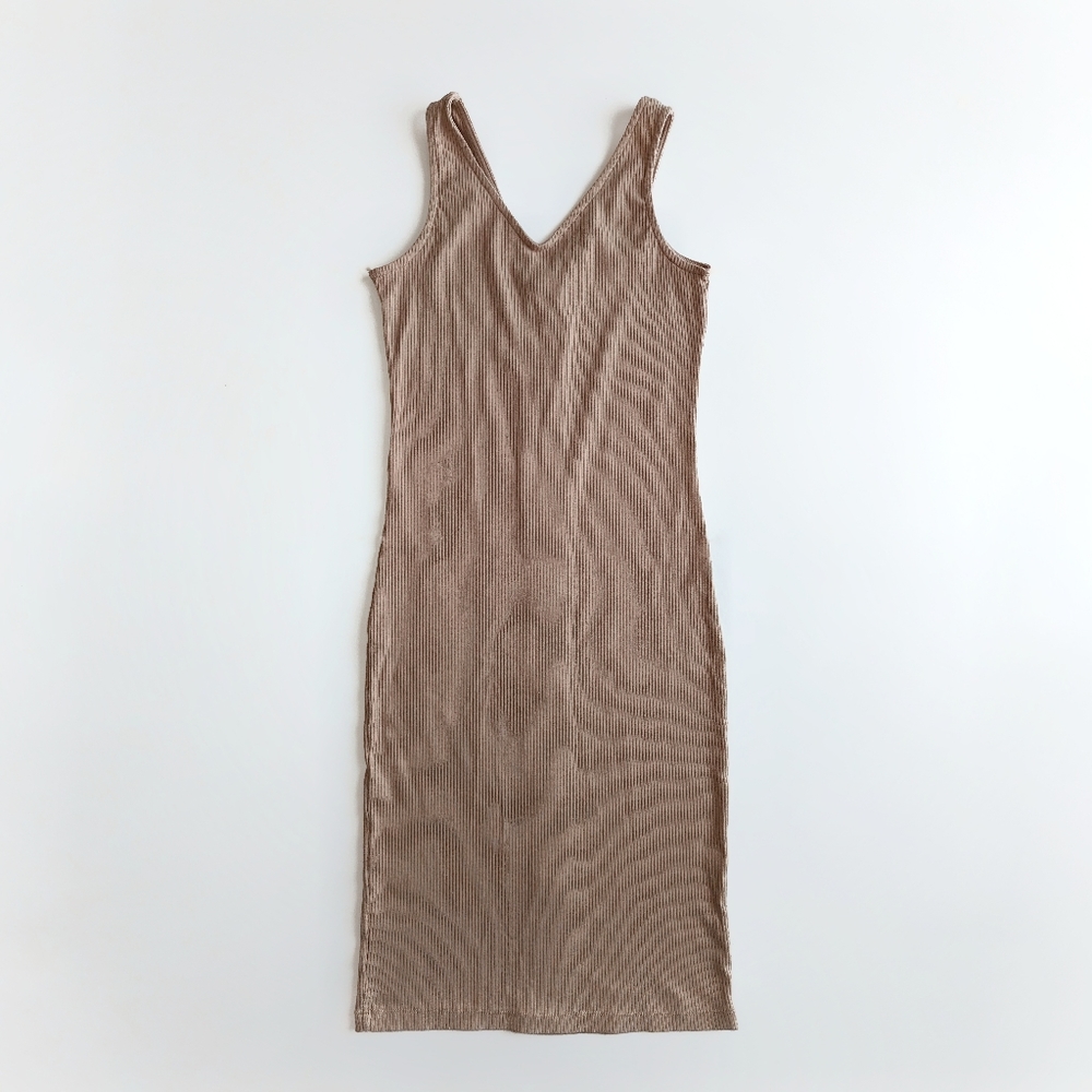 V-neck slim mid-length tan dress - Picture 2 of 4